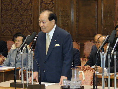 20140715予算委質問7.jpg