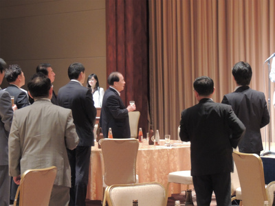 20140907日本維新の会結いの党政策研修会懇親会5.jpg