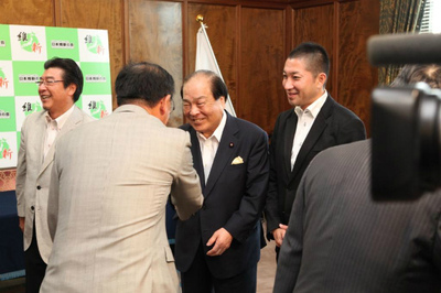 20140909自民党新4役挨拶廻り4.jpg