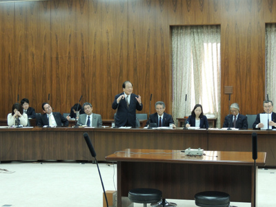 20141113総務委質疑29.jpg