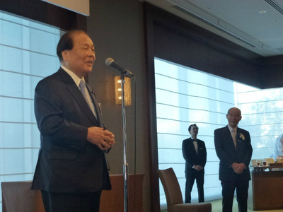 20141202佐藤英夫氏黄綬褒章受章を祝う会7.jpg